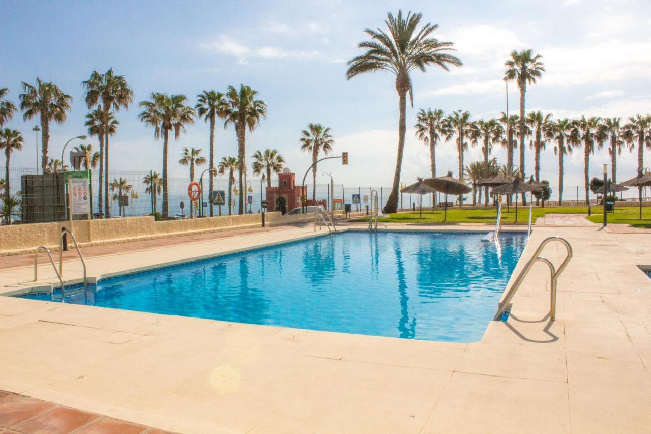Aloha Playa Apartment With Ocean Views And Pools بينالماذينا المظهر الخارجي الصورة
